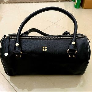 Kate spade satchel handbag. Rarely used. Excellent condition.